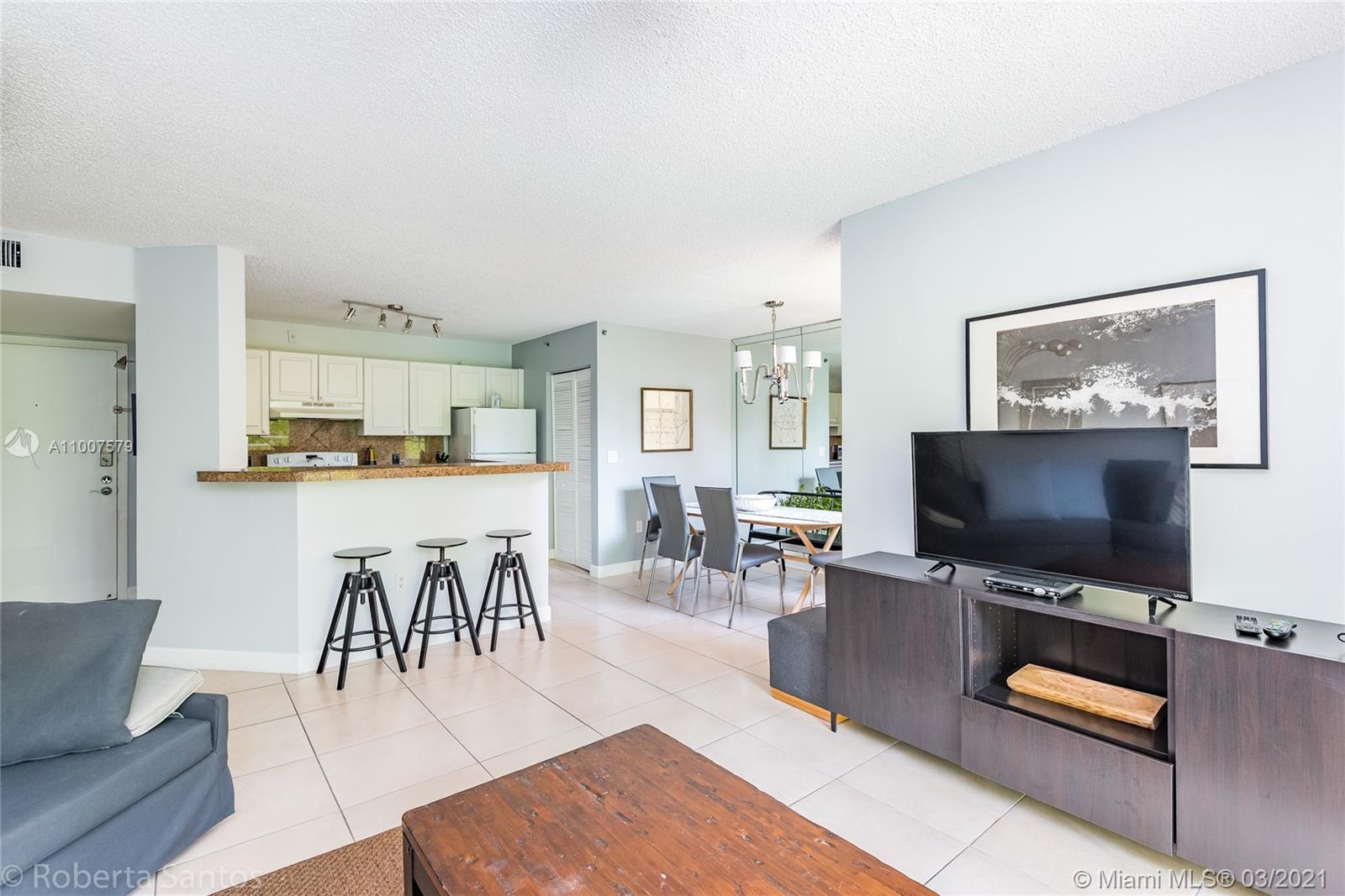 THE YACHT CLUB AT AVENTUR - Residential Lease