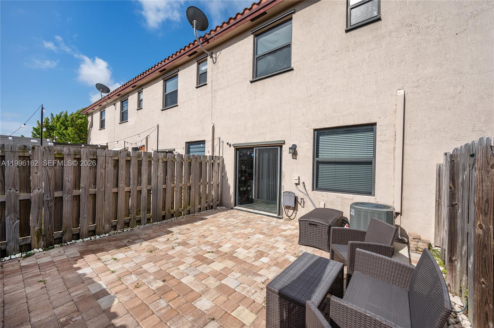 COCO PALM ESTATES - Residential