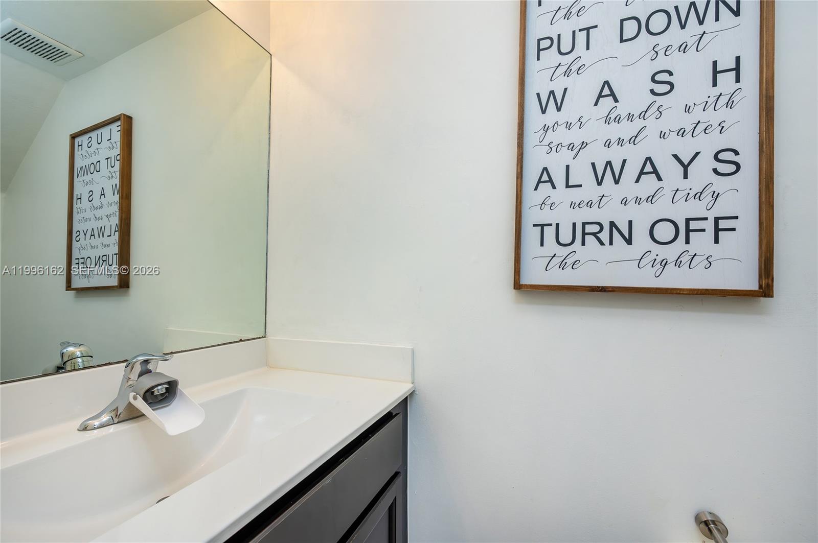 COCO PALM ESTATES - Residential