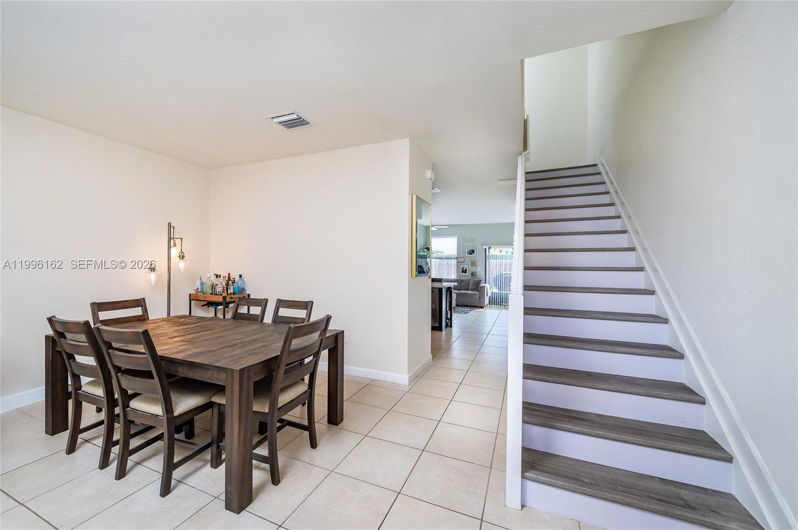 COCO PALM ESTATES - Residential