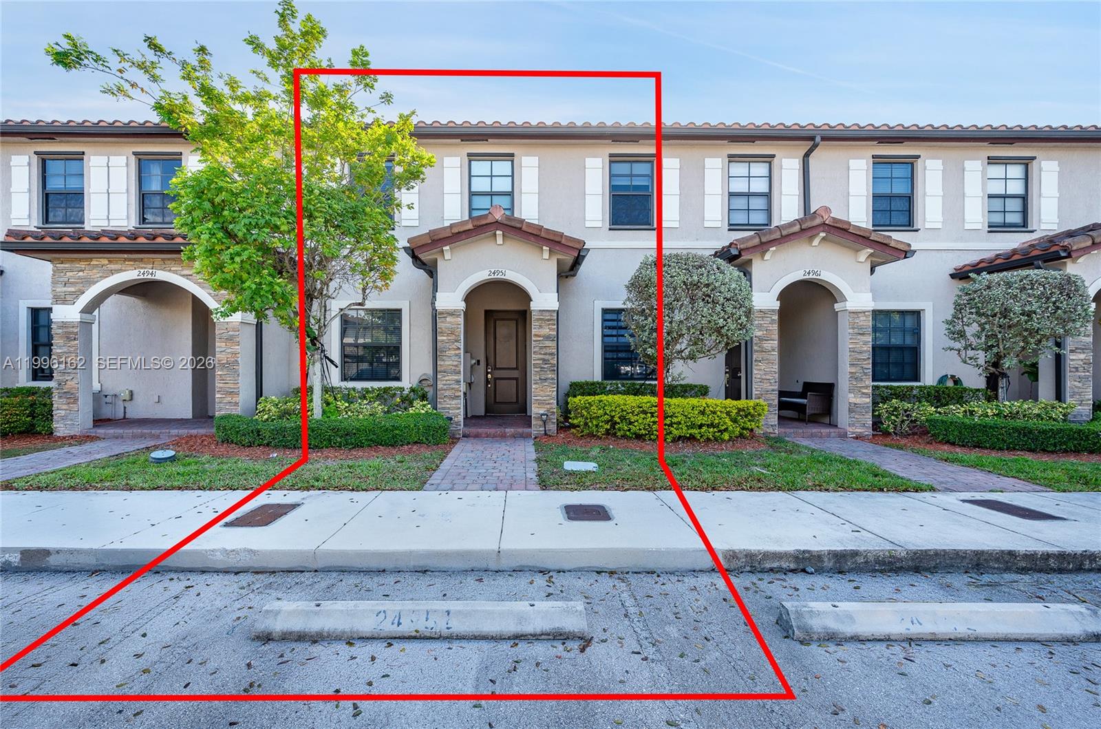 COCO PALM ESTATES - Residential