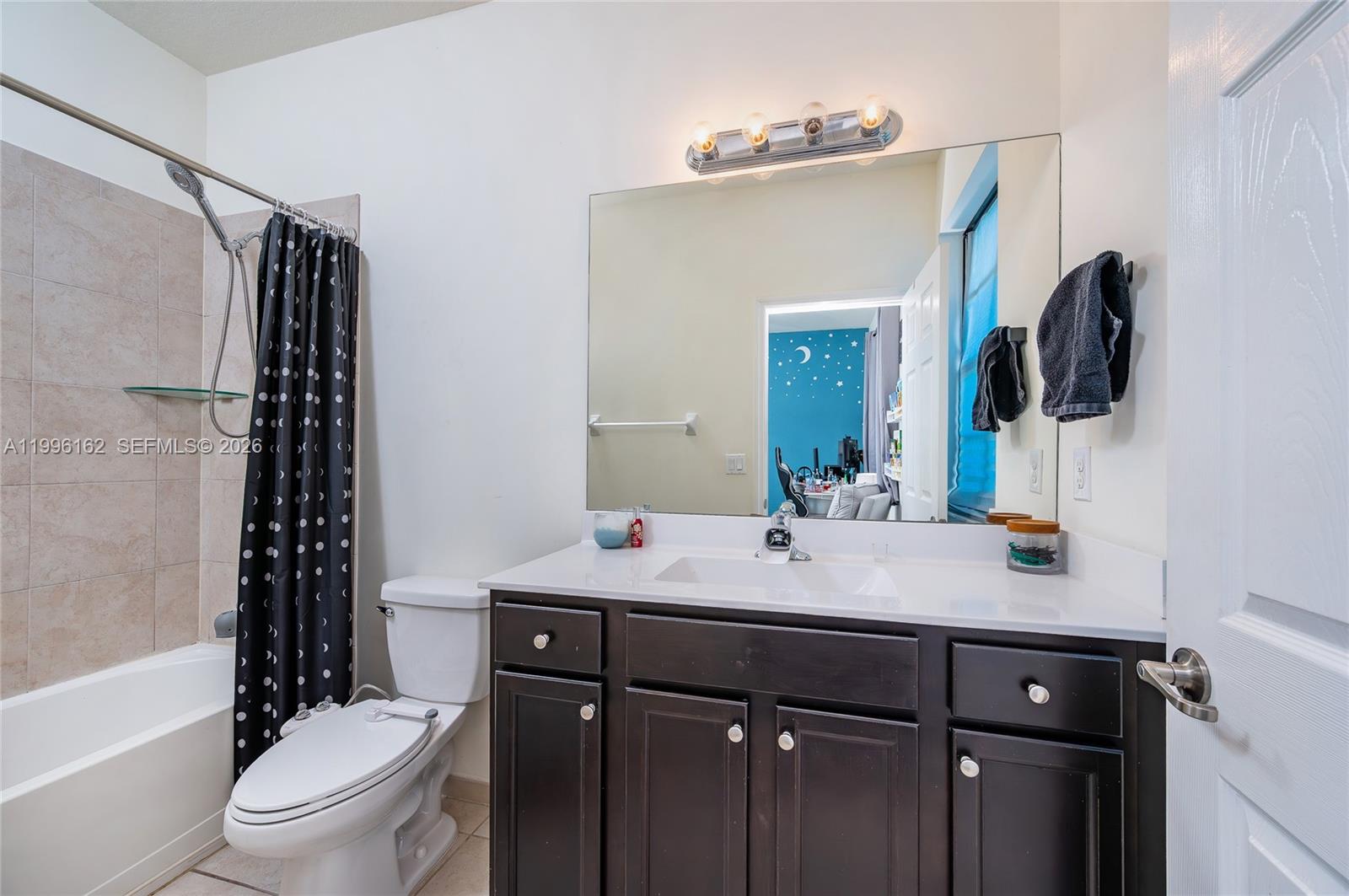 COCO PALM ESTATES - Residential