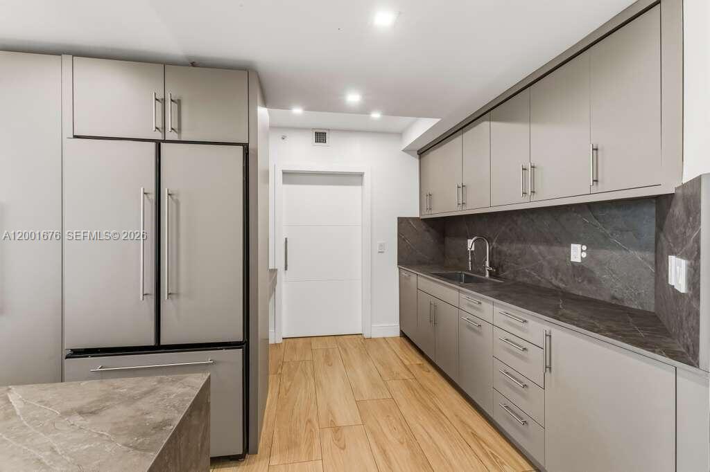 ONE TEQUESTA POINT CONDO - Residential