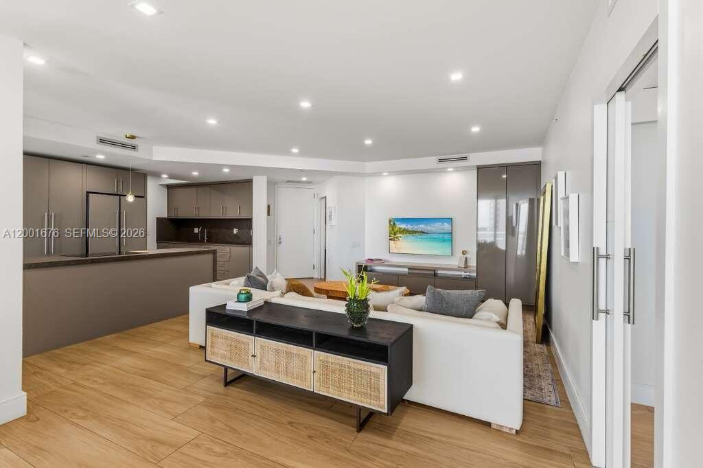 ONE TEQUESTA POINT CONDO - Residential