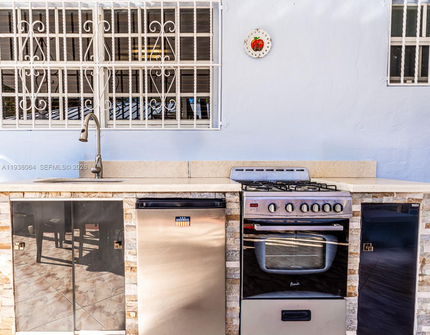 TAMIAMI ACRES PLAN 1 - Residential