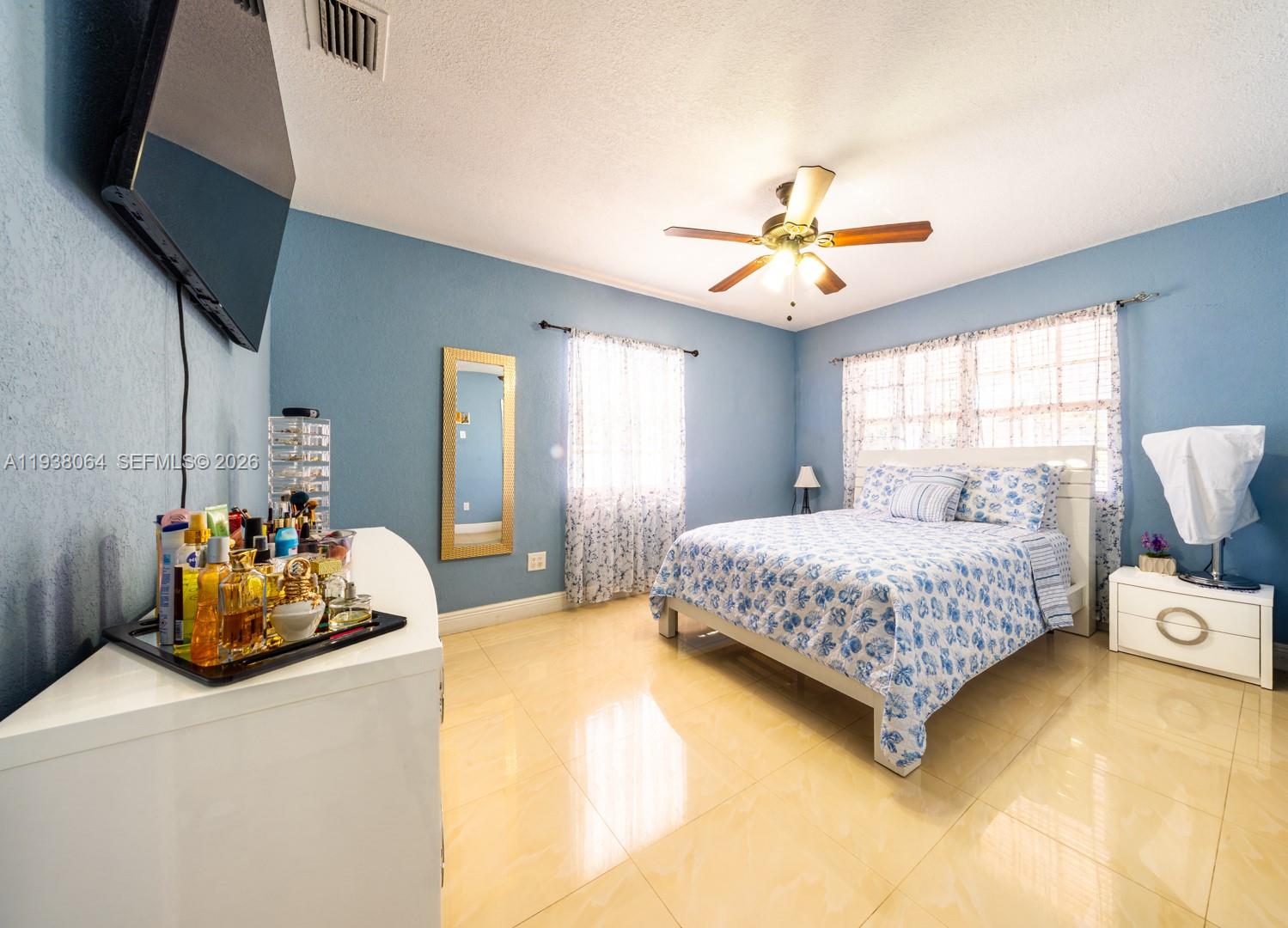 TAMIAMI ACRES PLAN 1 - Residential