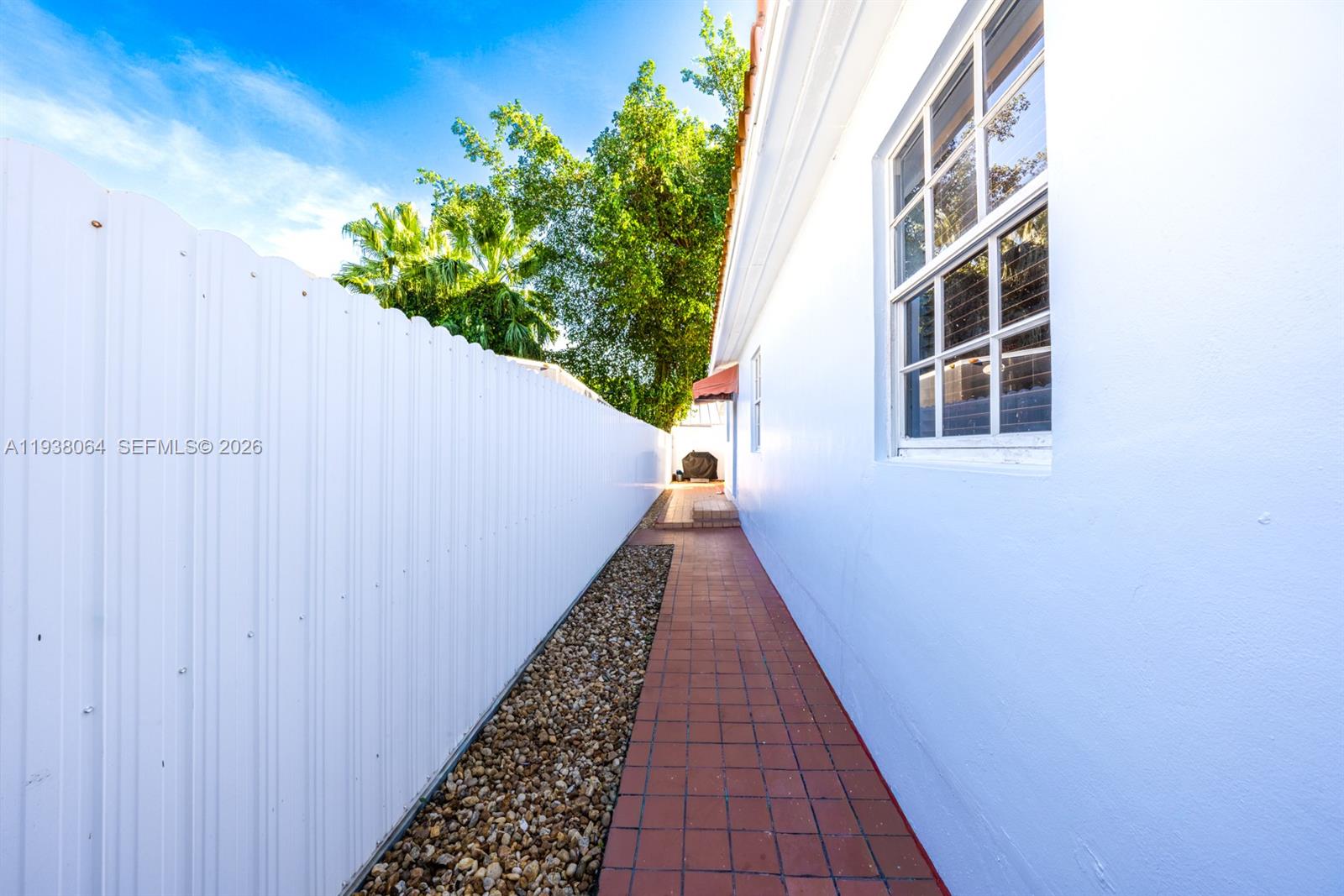 TAMIAMI ACRES PLAN 1 - Residential