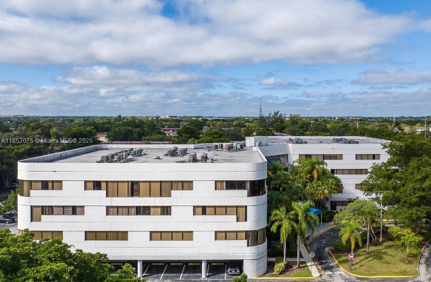 Below-Market Rent – Premier Corner Office Space in Pembroke Pines!Don’t miss this rare opportunity to lease a prime 1,334 sq. ft. corner office suite in one of Pembroke Pines’ most desirable business locations. Situated on the third floor with floor-to-ceiling windows, this light-filled, turnkey workspace offers a functional, flexible floor plan—perfect for medical offices, law firms, financial advisors, real estate brokerages, tech companies, and other professional services.Enjoy exceptional visibility, central access to major highways, ample parking, after-hours access, and a professional, well-maintained building that makes a lasting impression on clients. With rent well below market value, this is your chance to secure a high-profile office address without the premium price.