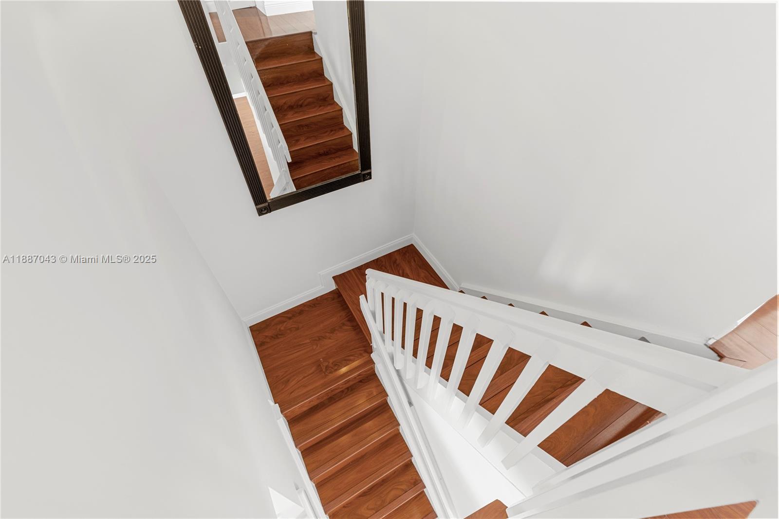 TOWNGATE - Residential