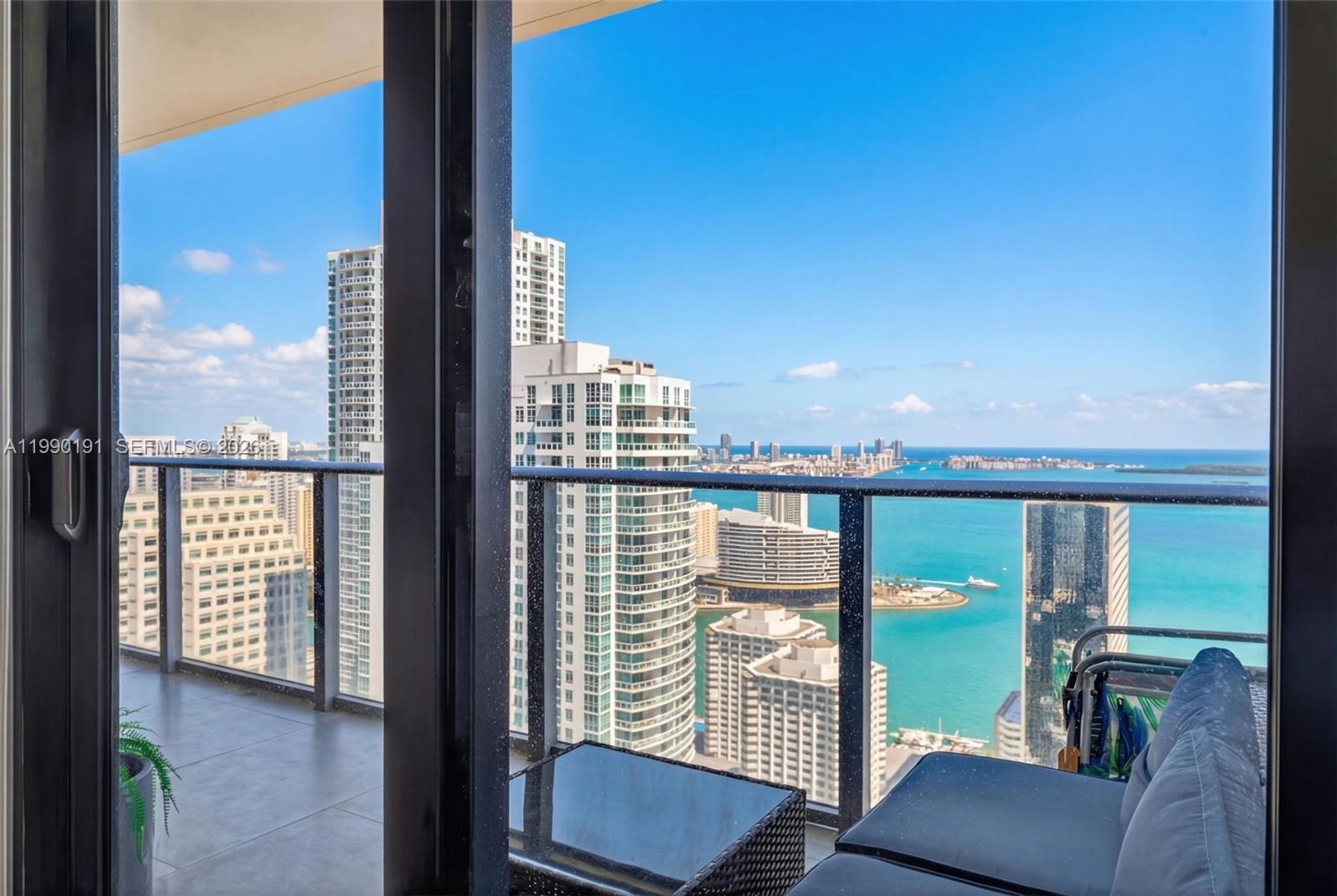 1010 BRICKELL CONDO - Residential
