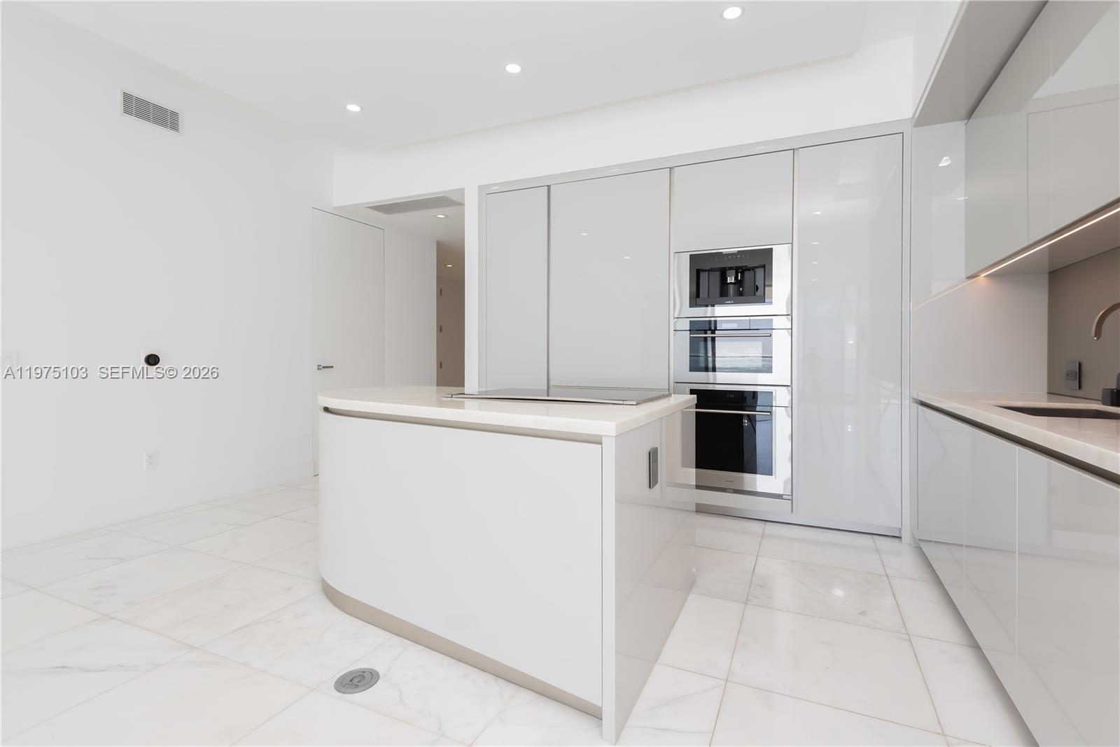 18975 COLLINS CONDO - Residential