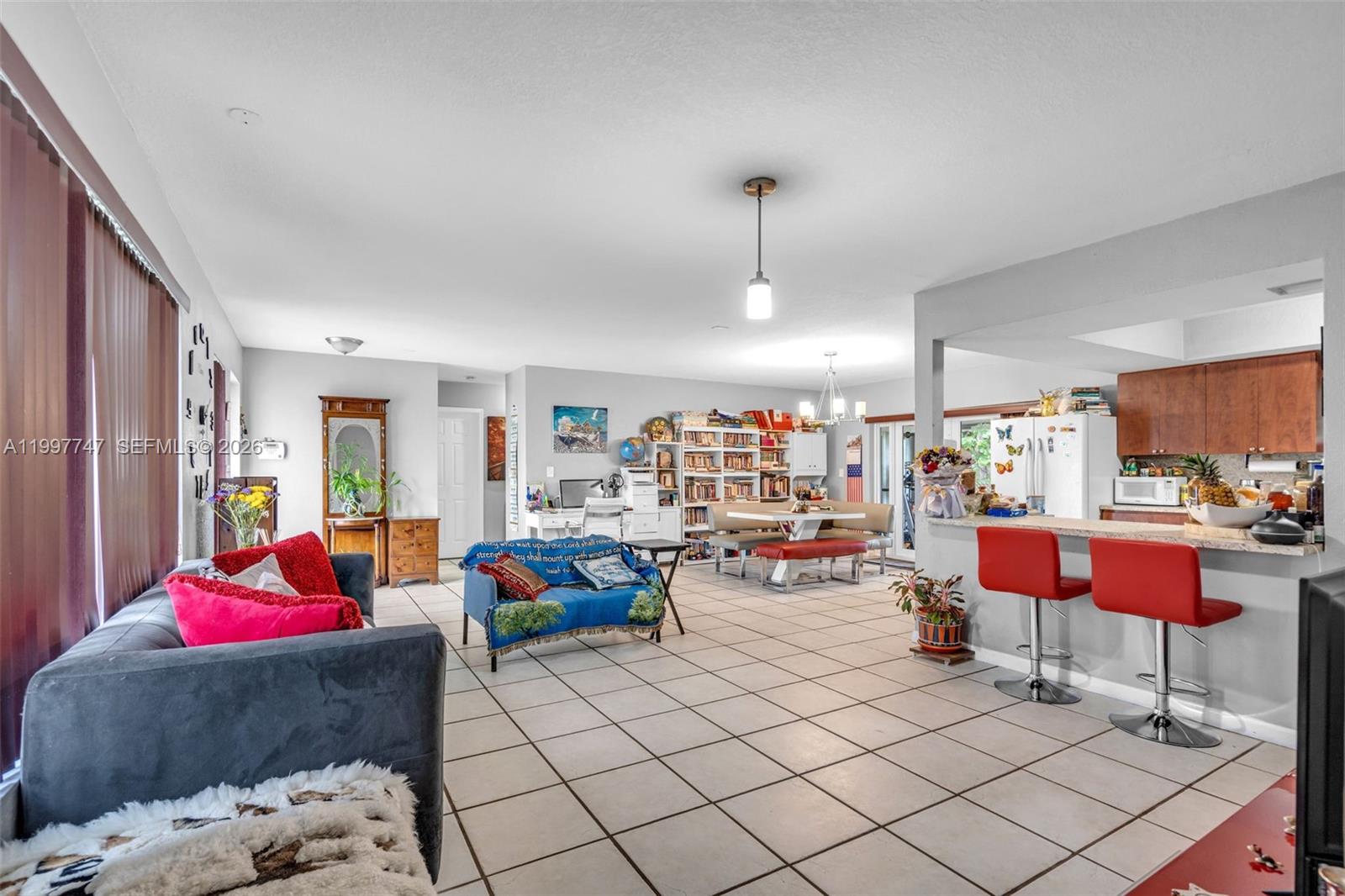 HIGHLAND MANOR SEC 6 - Residential Lease