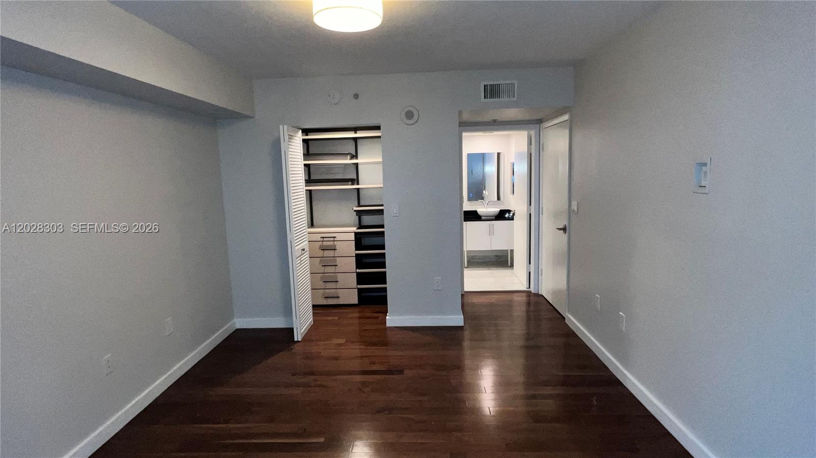 31 SE 5th St 411