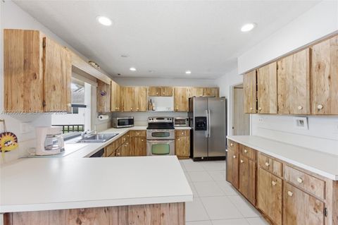 Tiny photo for 120 NW 84th Way, Coral Springs, FL 33071 (MLS # A12005723)