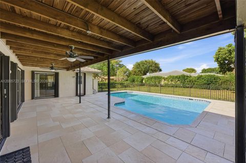 Tiny photo for 120 NW 84th Way, Coral Springs, FL 33071 (MLS # A12005723)