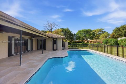 Tiny photo for 120 NW 84th Way, Coral Springs, FL 33071 (MLS # A12005723)