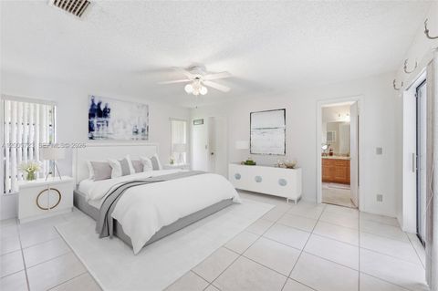 Tiny photo for 120 NW 84th Way, Coral Springs, FL 33071 (MLS # A12005723)