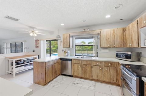 Tiny photo for 120 NW 84th Way, Coral Springs, FL 33071 (MLS # A12005723)