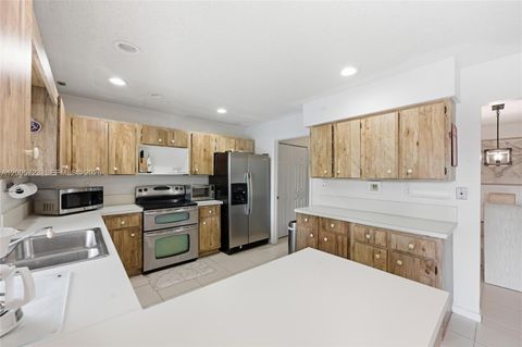 Tiny photo for 120 NW 84th Way, Coral Springs, FL 33071 (MLS # A12005723)