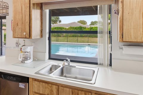 Tiny photo for 120 NW 84th Way, Coral Springs, FL 33071 (MLS # A12005723)