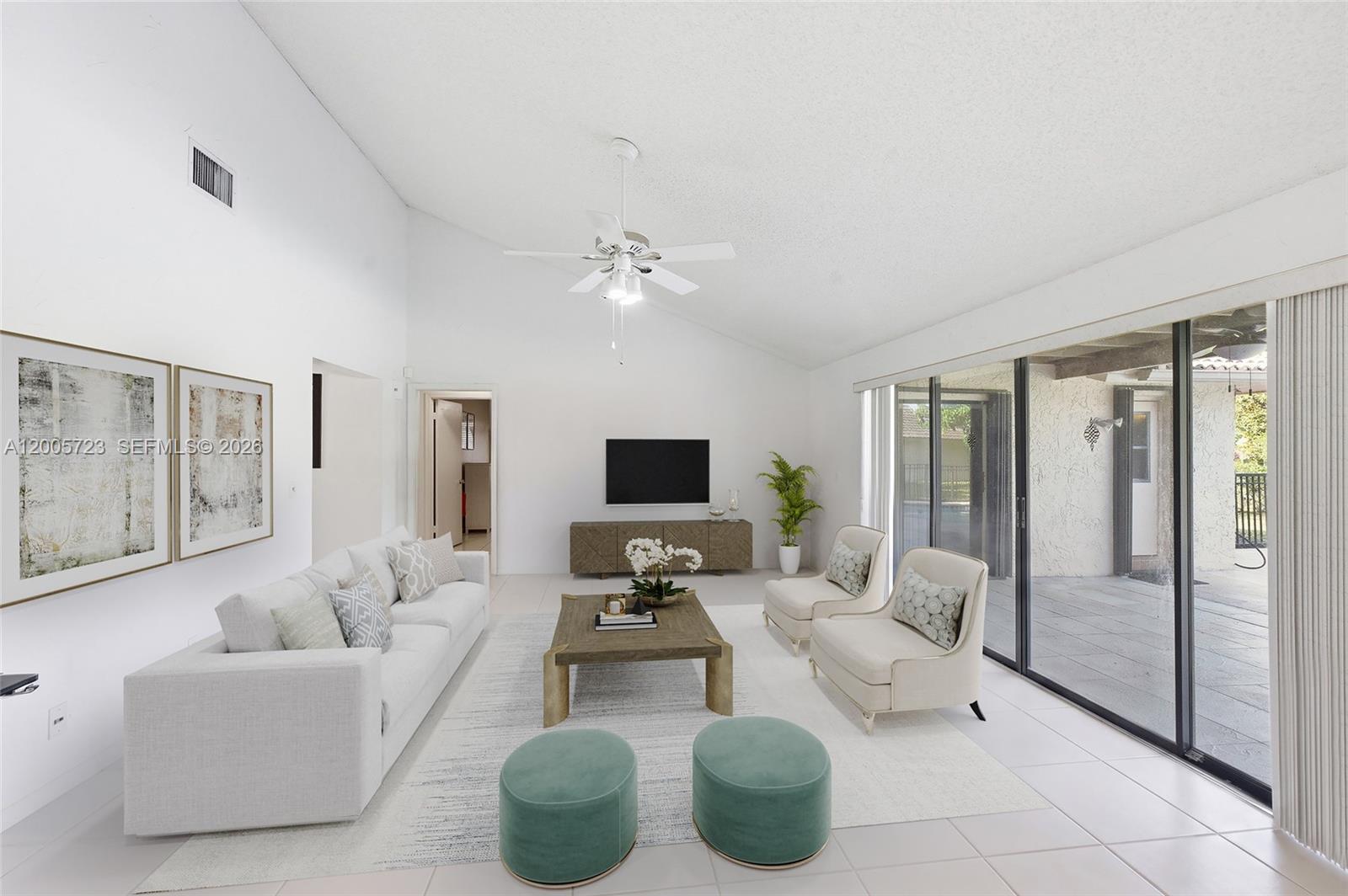 SHADOW WOOD - Residential