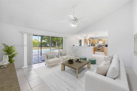 Tiny photo for 120 NW 84th Way, Coral Springs, FL 33071 (MLS # A12005723)