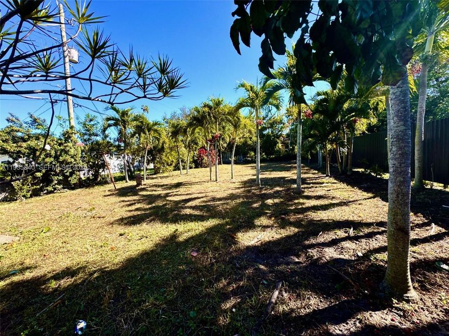 PRIME DUPLEX-ZONED DEVELOPMENT OPPORTUNITY – NE MIAMI
Exceptional investment opportunity in a highly desirable Northeast Miami neighborhood, just four blocks from Biscayne Blvd and minutes from Sans Souci Estates, Keystone Point & Marina. Centrally located near Bal Harbour Shops, beaches, Whole Foods, Publix, pharmacies, restaurants, cafés, gyms, and everyday conveniences, this property offers both immediate value and long-term upside.
The 7,500 SF lot is zoned for duplex development, ideal for a build-to-rent, or build-to-sell strategy, with ample space for outdoor living areas such as Patios, Pergolas, Outdoor Kitchens, Pools, and on-site Parking. A rare opportunity in an area with limited available land and strong rental demand.
As an added value, the property has an existing 2-bedroom / 1-bath vintage residence at the front of the lot which, with few upgrades, could generate holding income during the planning and permitting process, offering flexibility and cash flow while redevelopment plans move forward.
**Need help visualizing the possibilities? CONCEPTUAL DESIGN ASSISTANCE is available to qualified buyers**