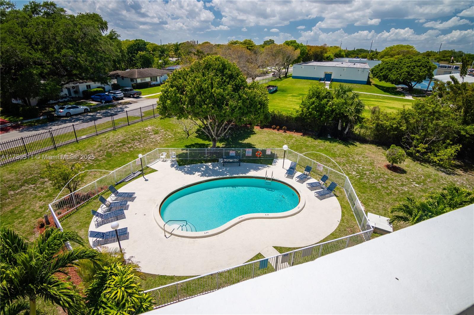 WOODCREEK CONDO - Residential