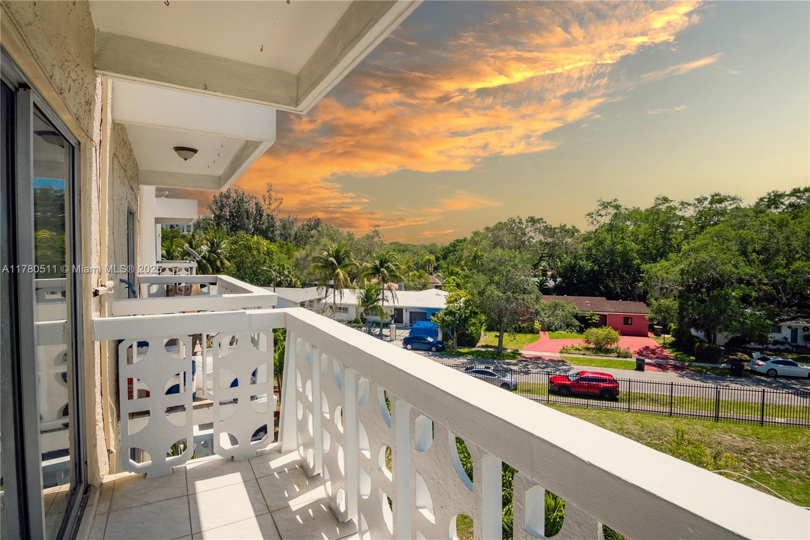 WOODCREEK CONDO - Residential