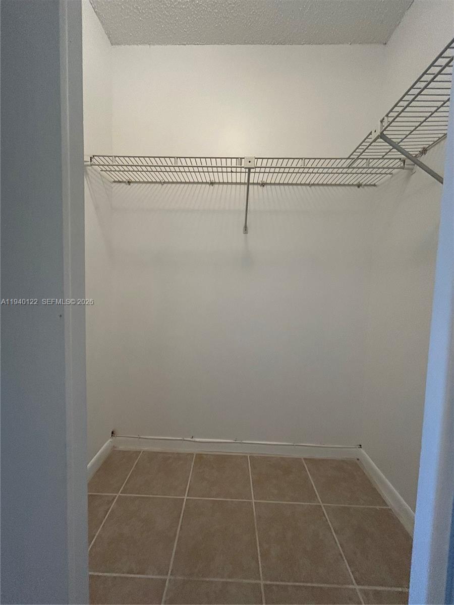 VILLAS AT CARRIAGE HILLS - Residential Lease