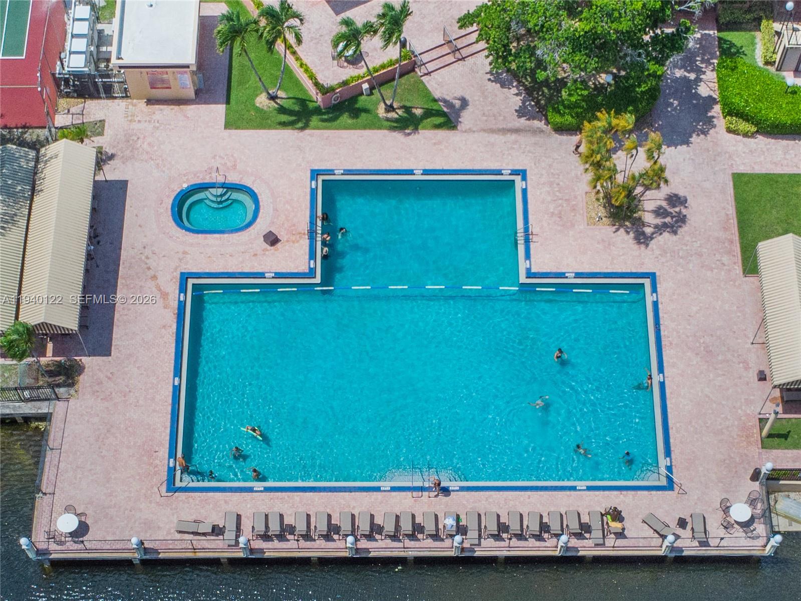 VILLAS AT CARRIAGE HILLS - Residential Lease