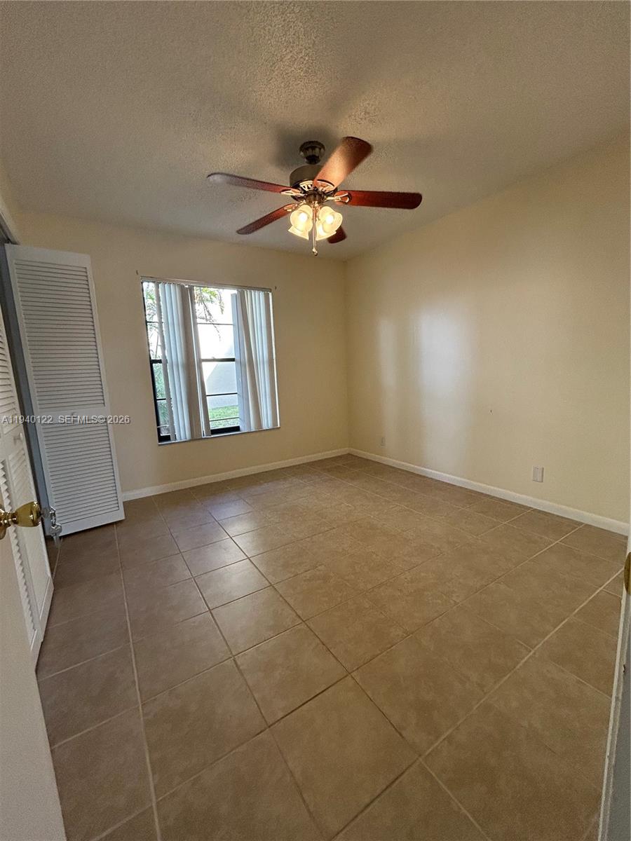 VILLAS AT CARRIAGE HILLS - Residential Lease