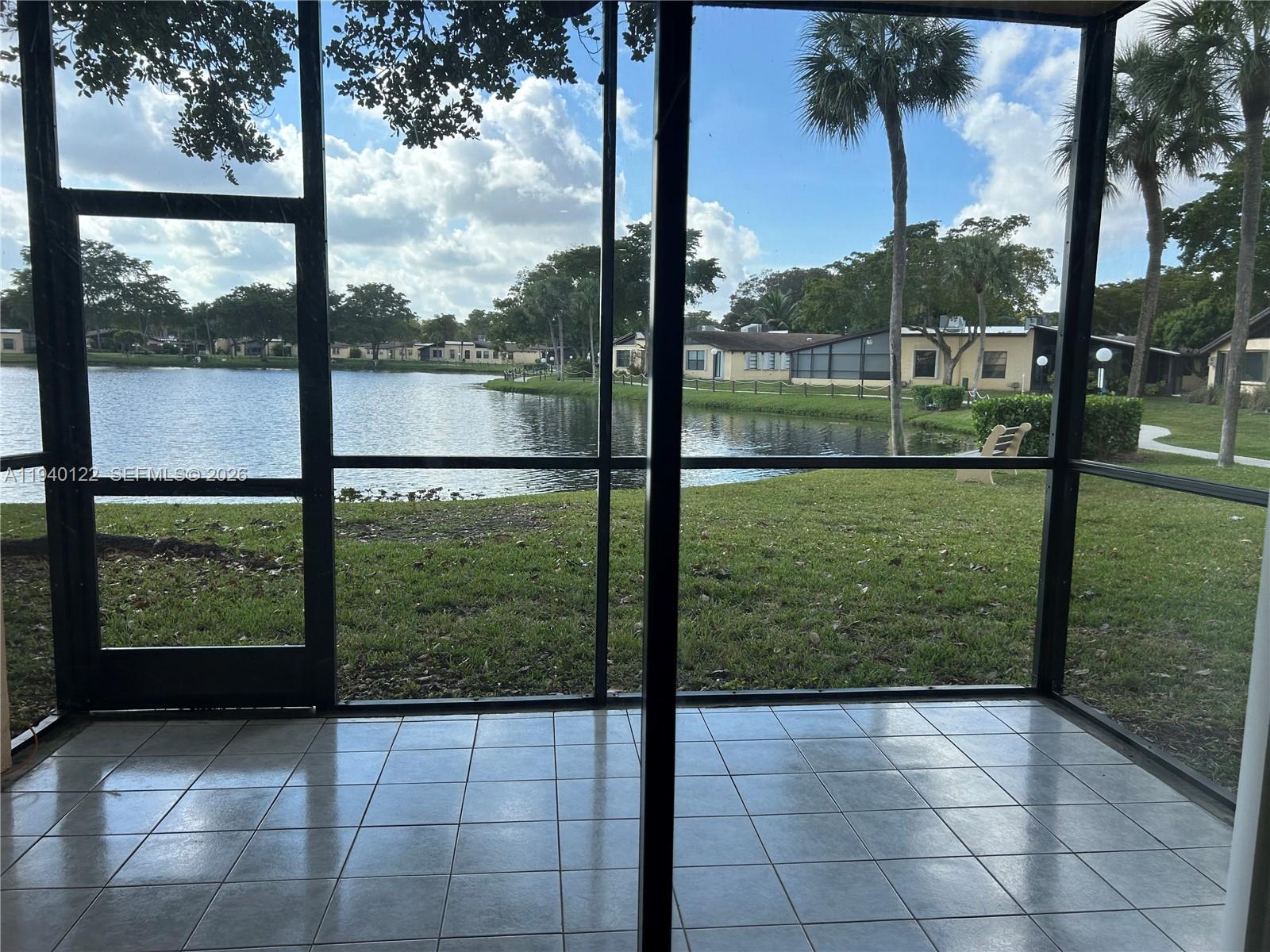 VILLAS AT CARRIAGE HILLS - Residential Lease