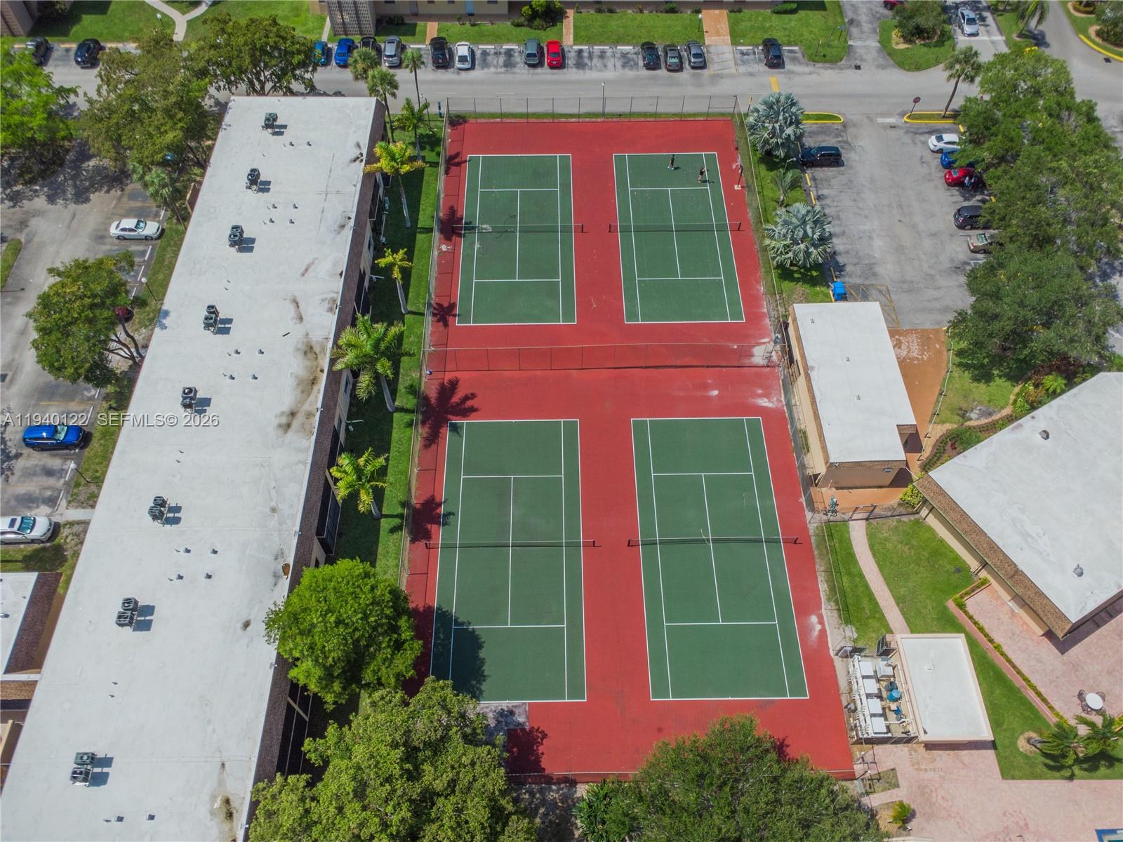 VILLAS AT CARRIAGE HILLS - Residential Lease