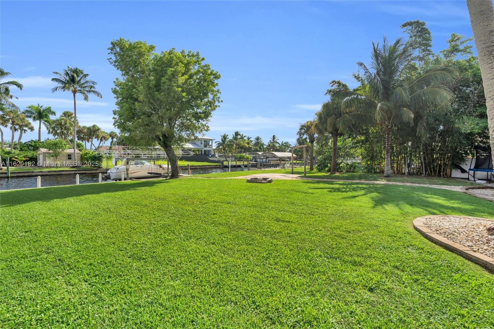 GULF ACRES - Residential