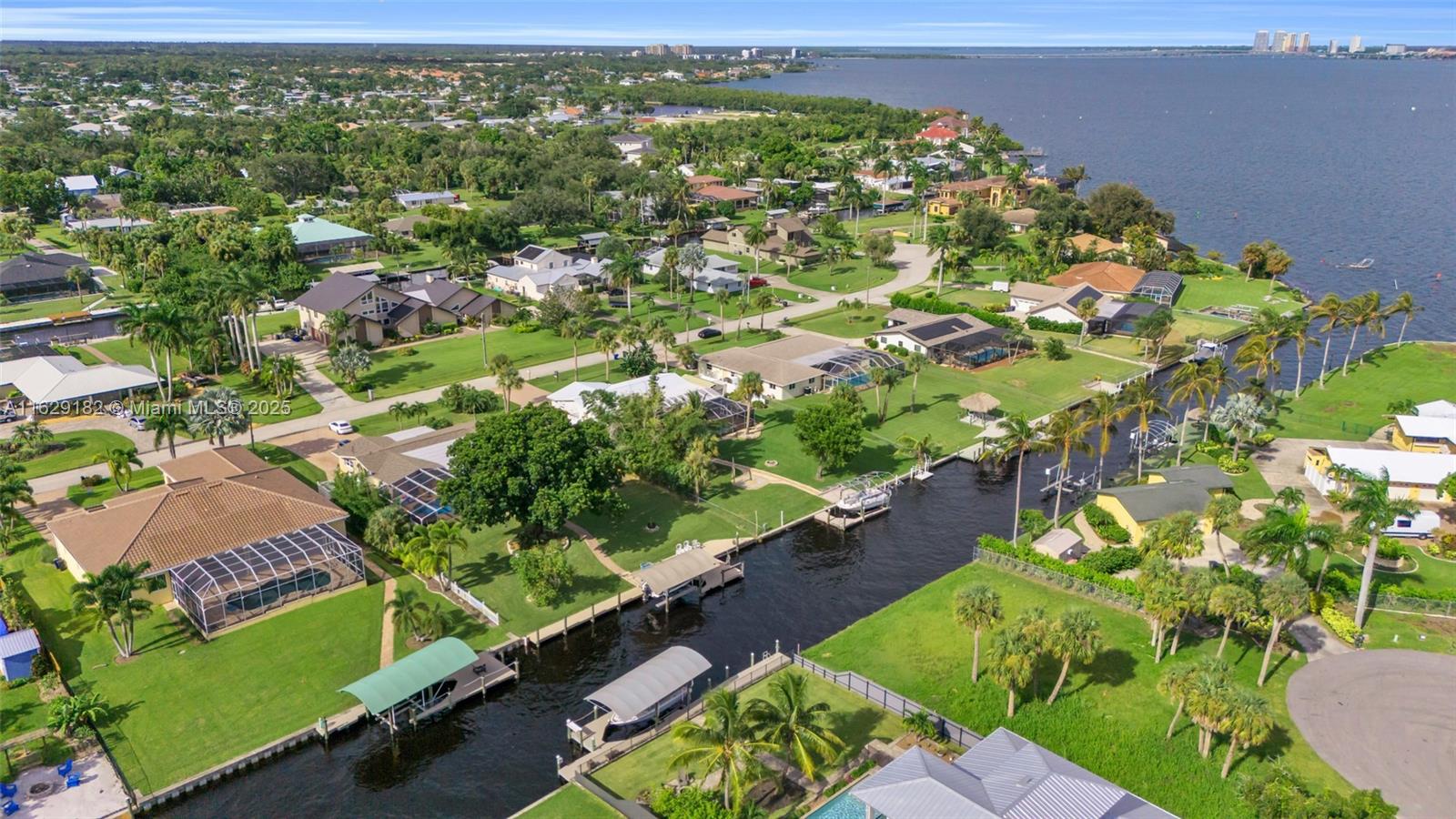 GULF ACRES - Residential