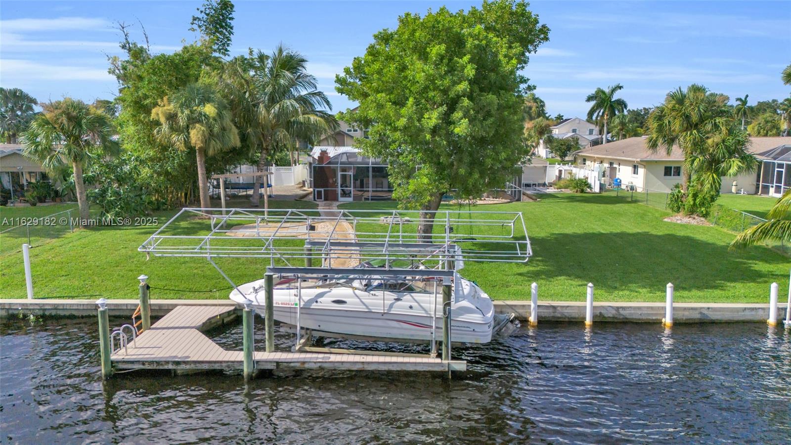 GULF ACRES - Residential