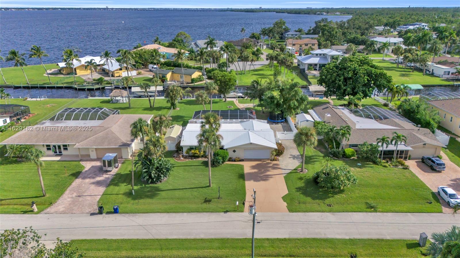 GULF ACRES - Residential