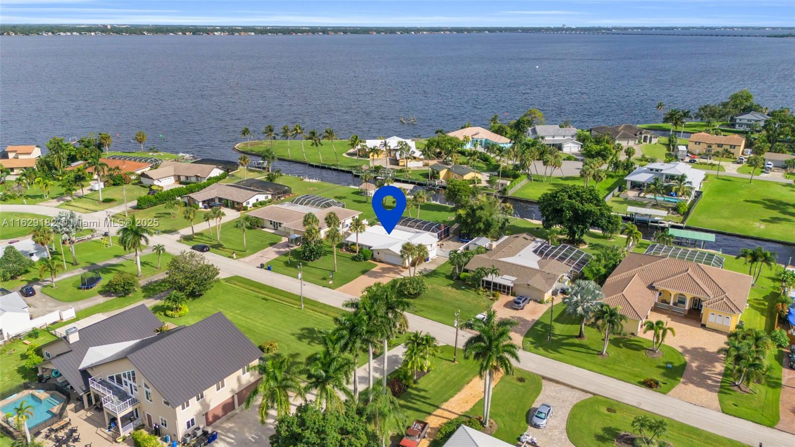 GULF ACRES - Residential