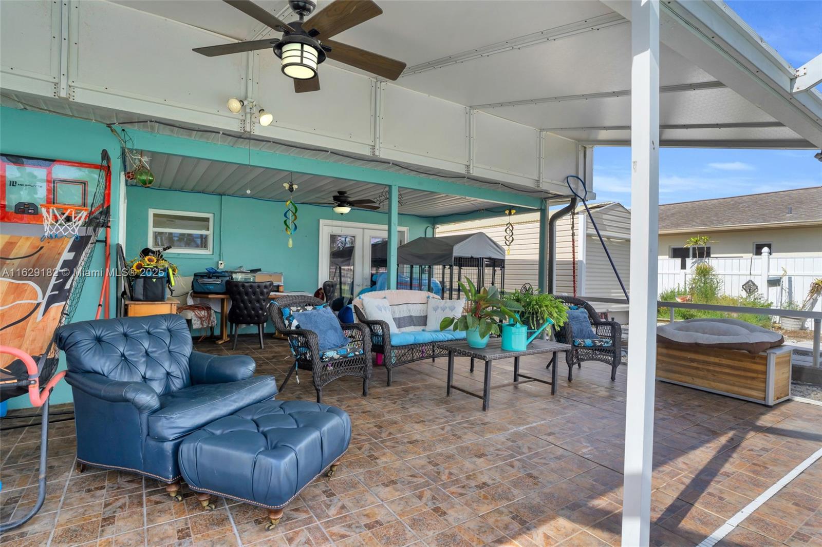 GULF ACRES - Residential