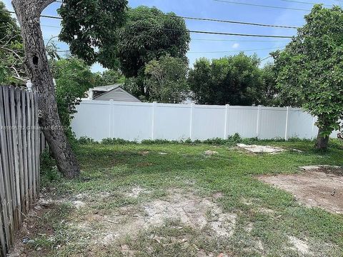 A home in Oakland Park