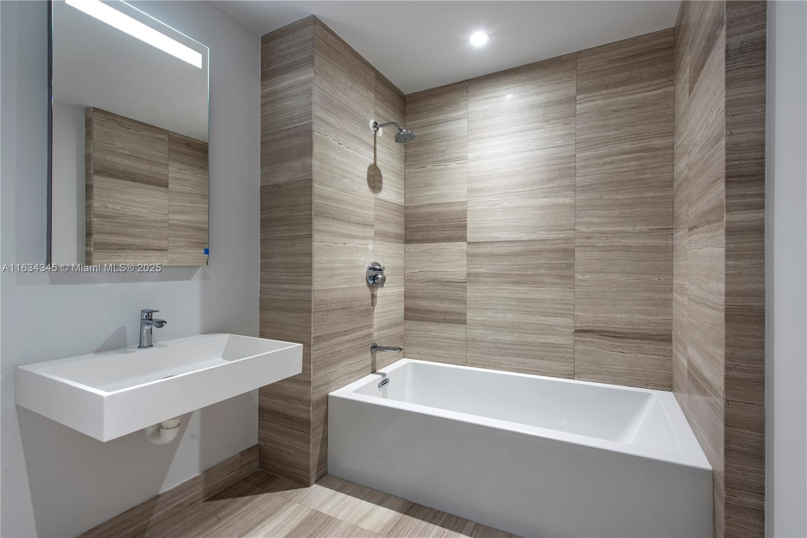 L'ATELIER CONDO - Residential