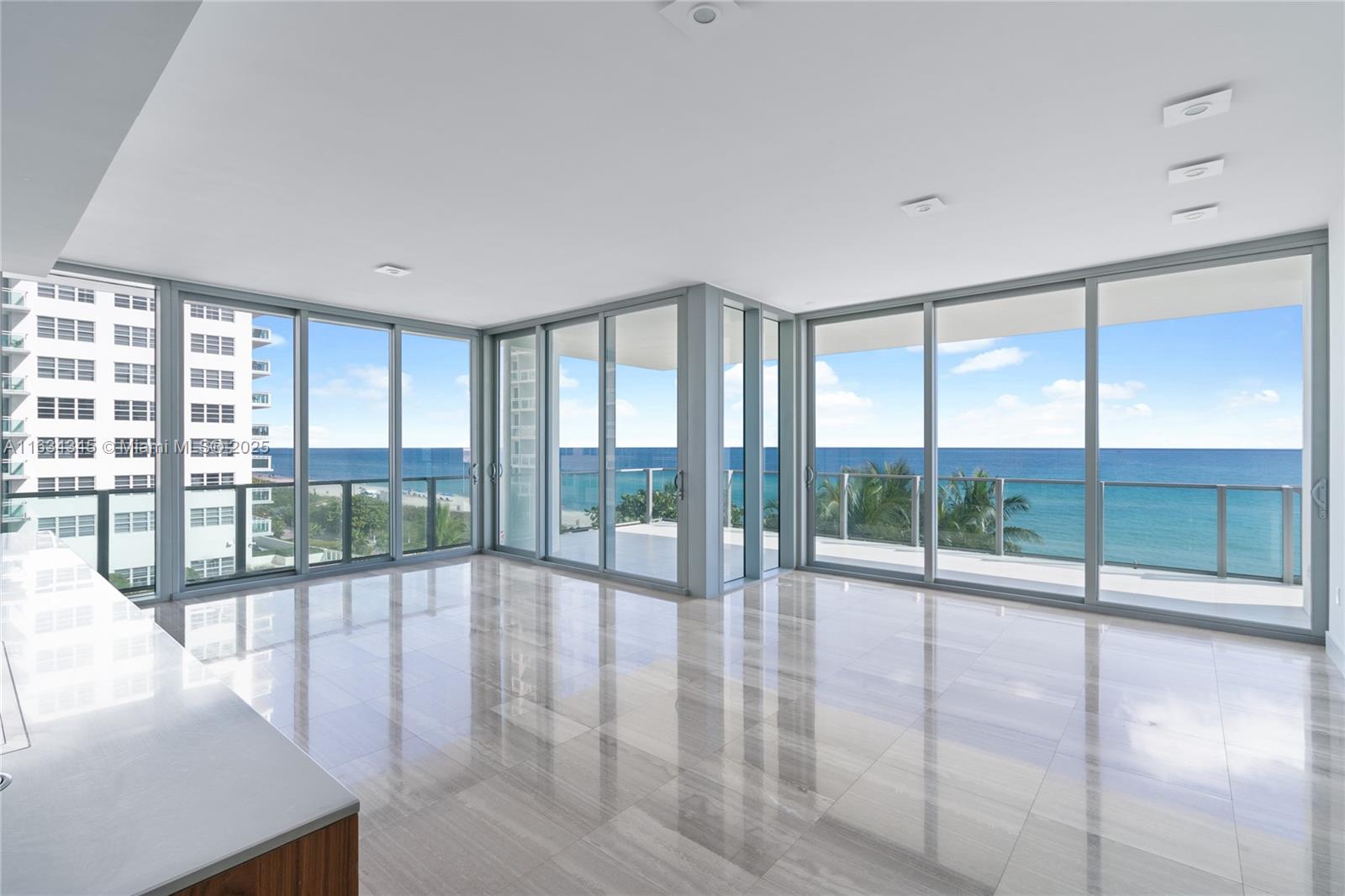 L'ATELIER CONDO - Residential