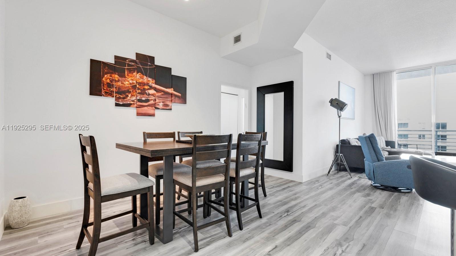 VENTURE AT AVENTURA EAST - Residential Lease