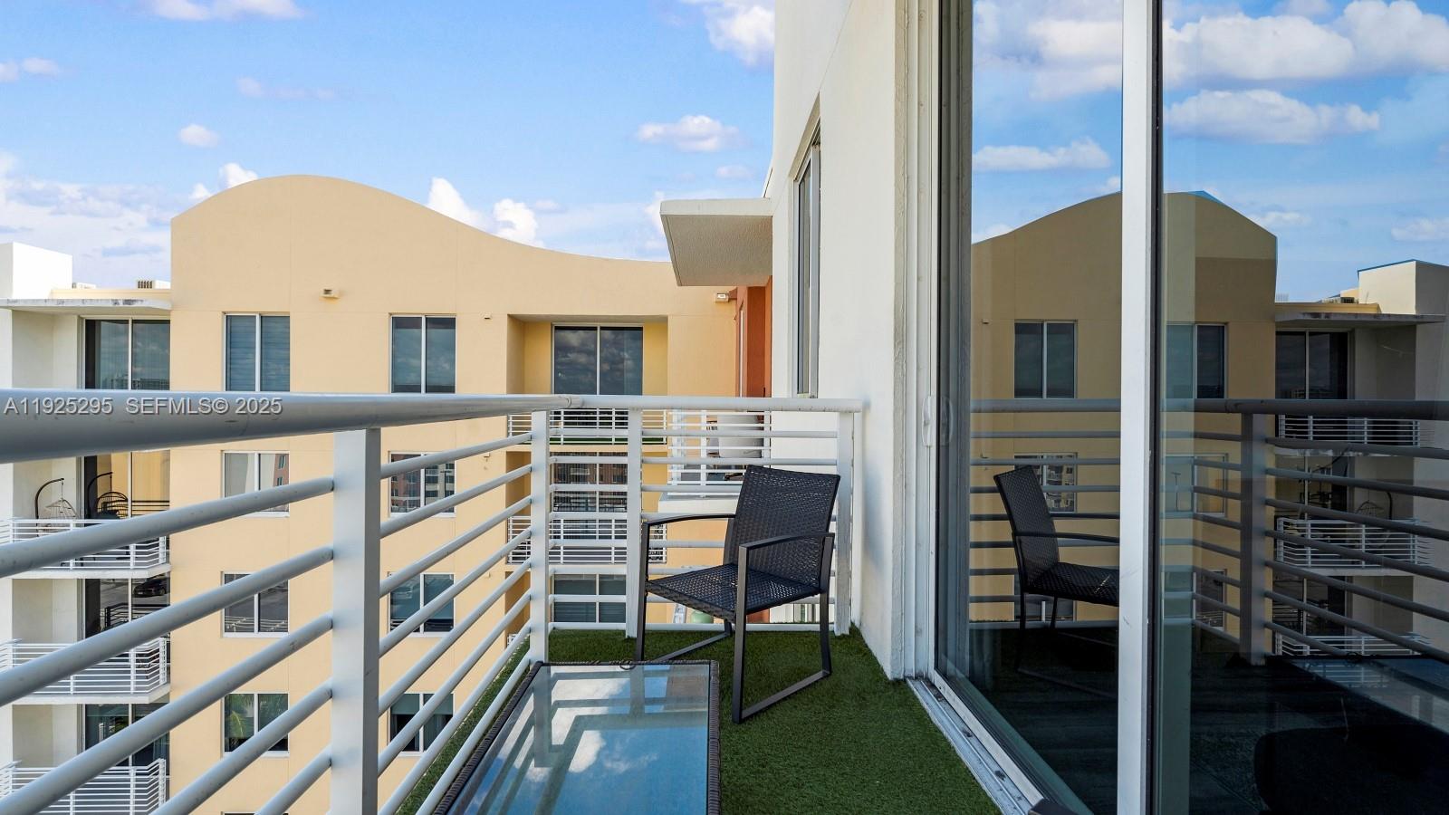 VENTURE AT AVENTURA EAST - Residential Lease