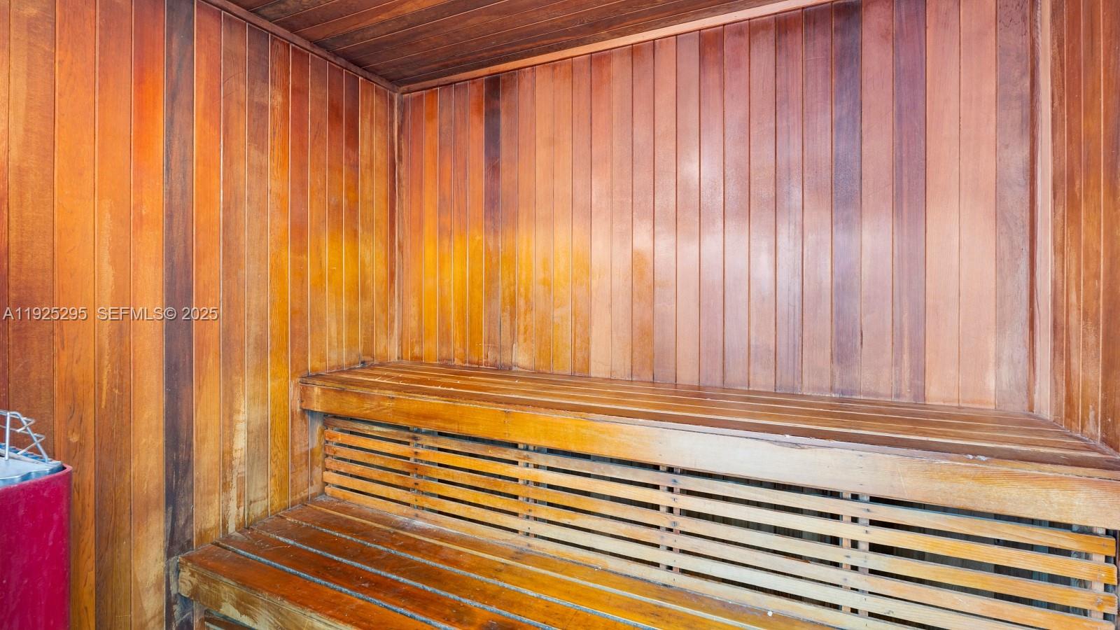 VENTURE AT AVENTURA EAST - Residential Lease