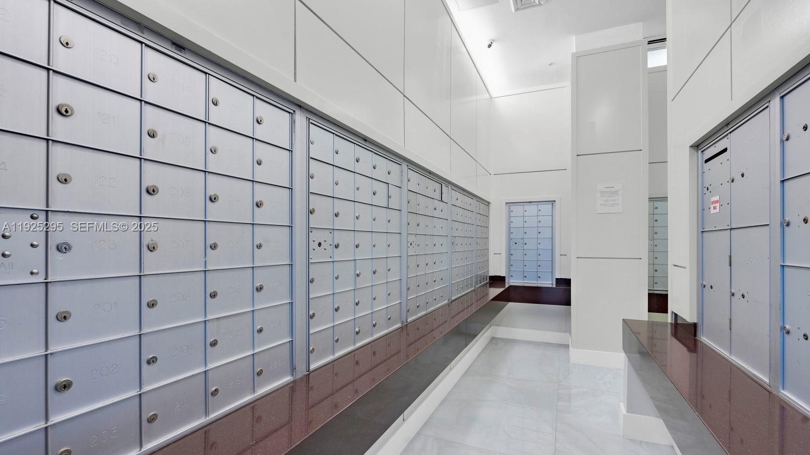 VENTURE AT AVENTURA EAST - Residential Lease