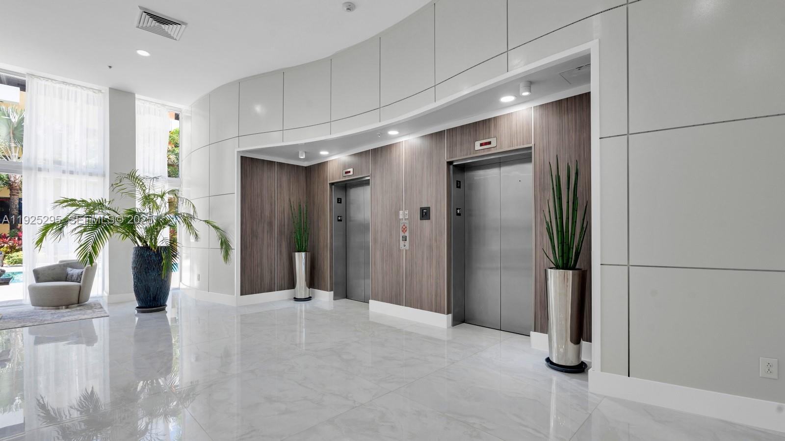 VENTURE AT AVENTURA EAST - Residential Lease