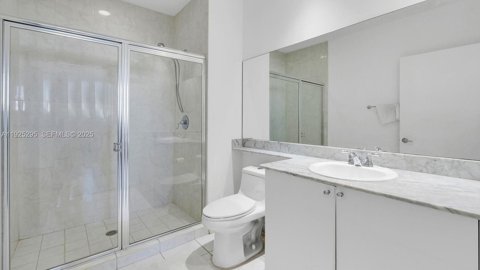 VENTURE AT AVENTURA EAST - Residential Lease