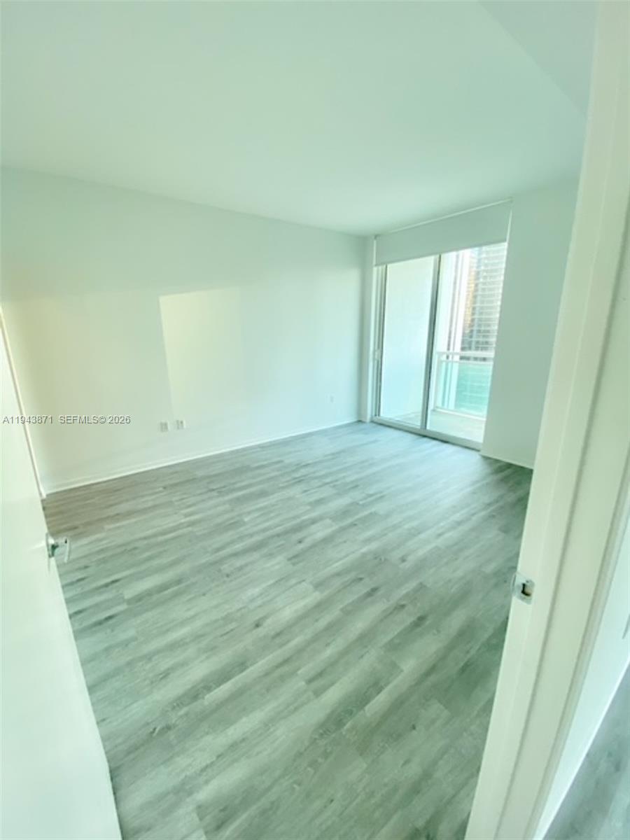 THE PLAZA 901 BRICKELL - Residential Lease